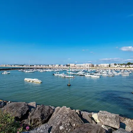 250m De La - Maison Pour 6 Adultes 2 Enfants بيت للعطل *