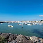 250m De La - Maison Pour 6 Adultes 2 Enfants Holiday home *