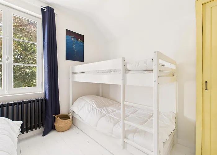 250m De La - Maison Pour 6 Adultes 2 Enfants *